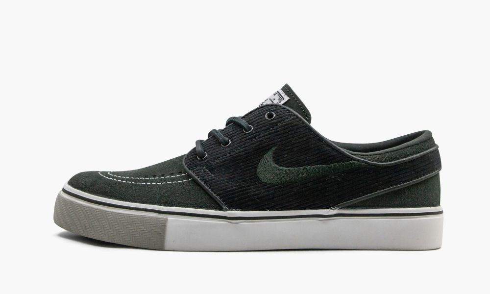 Nike Zoom Stefan Janoski OG Shoes - Size 4