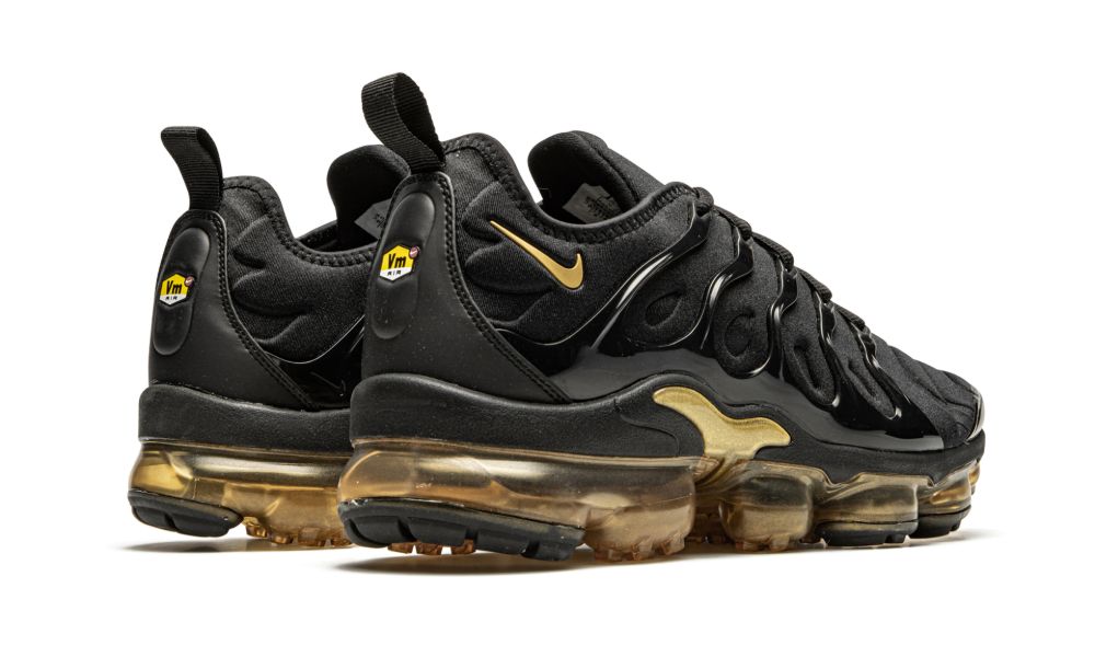Nike Air VaporMax Plus 'Black / Gold' Shoes - Size 11