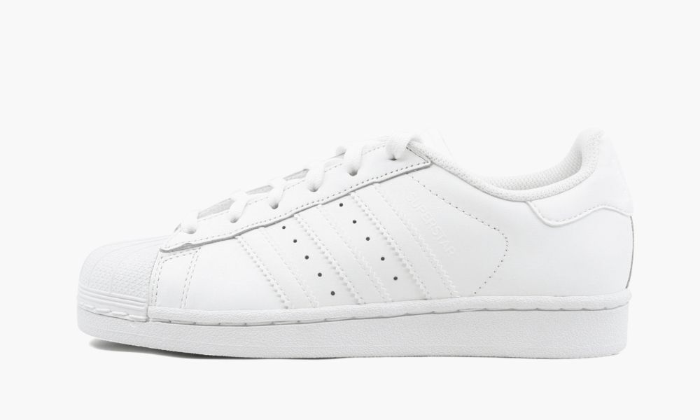 Adidas Originals Superstar Foundation J Casual Basketball-Inspired Low-Cut Sneaker (Big Kid),White/White/White,6 M Us Big Kid (888170187093)